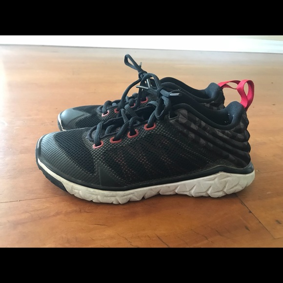 Jordan shoes - Picture 2 of 3